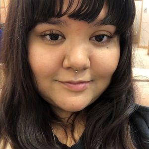 Meet your Posher, Raquel